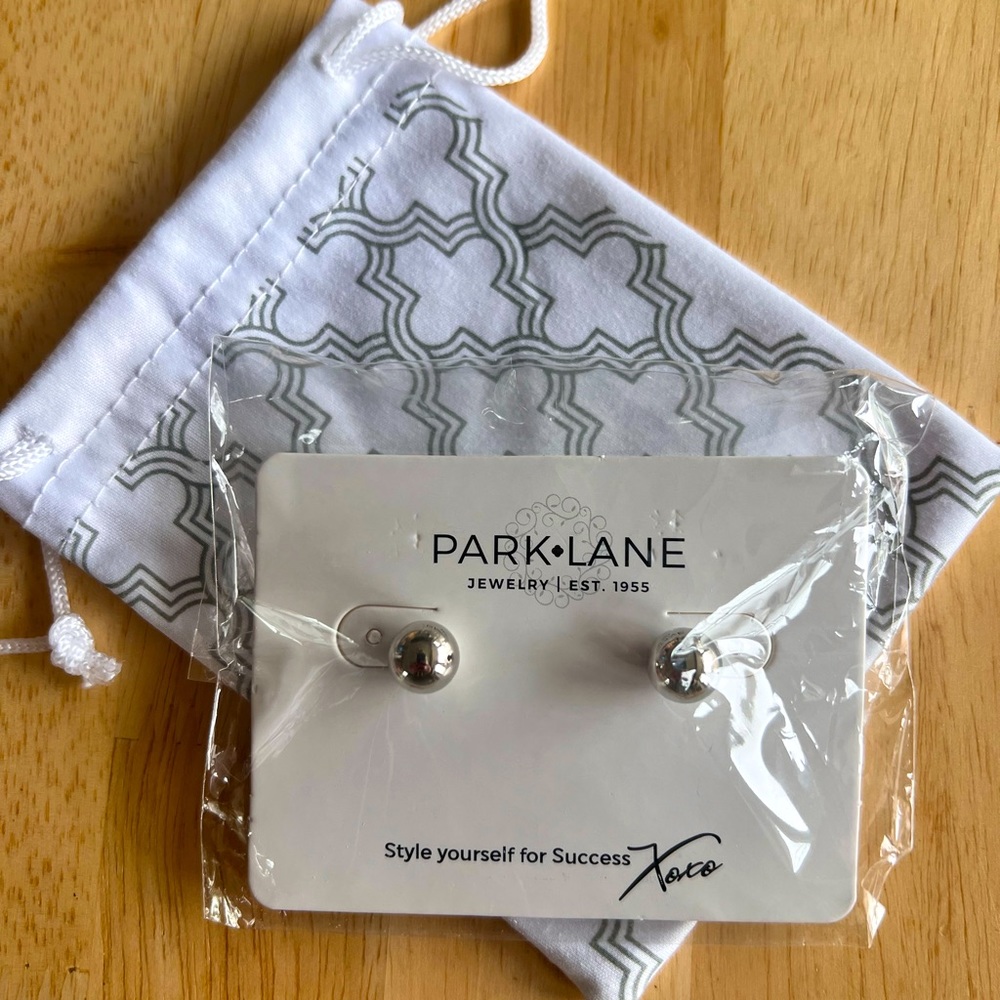New Park Lane Earrings